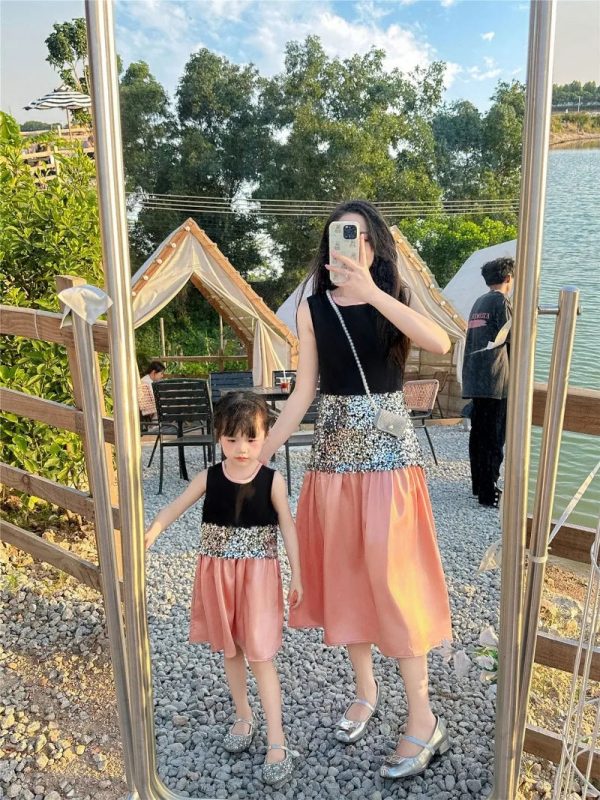 Mom and Daughter Shiny Dress 2024 Summer Mother Baby Girls Equal Clothes Elegant Women Sleeveless Dresses Parent-child Clothing - Image 13