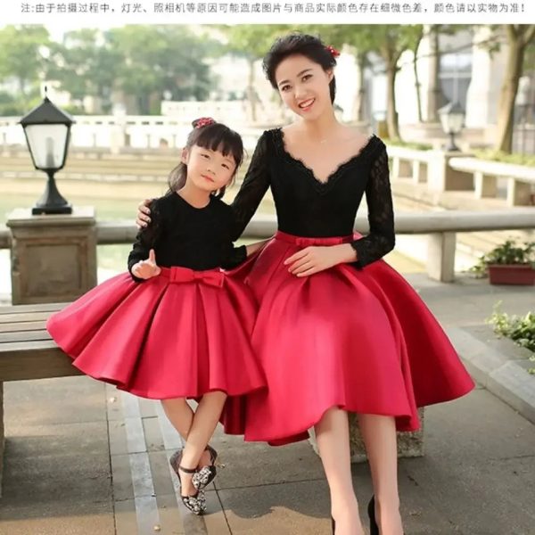 Elegant  Mother Daughter Dress Patchwork Lace Mom Kid Matching Dresses Girls Princess Fist Communion Mom Kid Matching Dress - Image 8